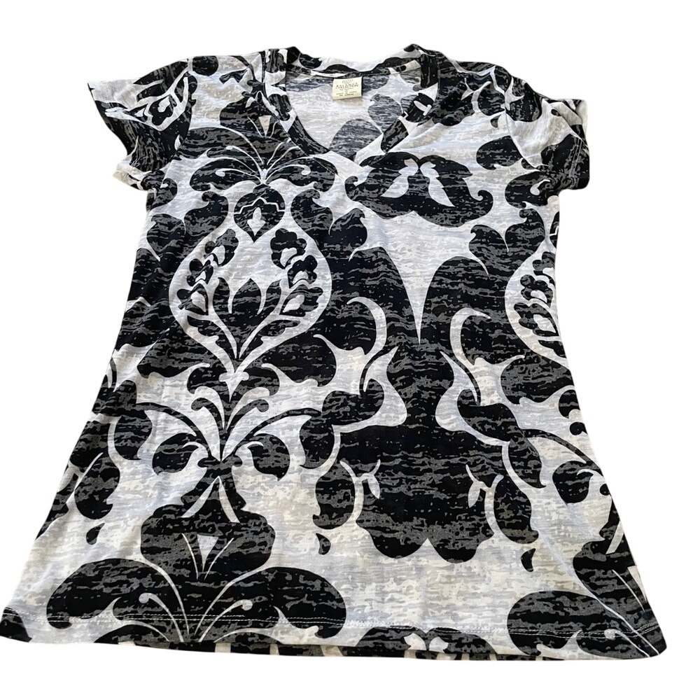 The Balance Collection by Marika Damask Burnout‎ V-Neck Activewear Top Black Wh